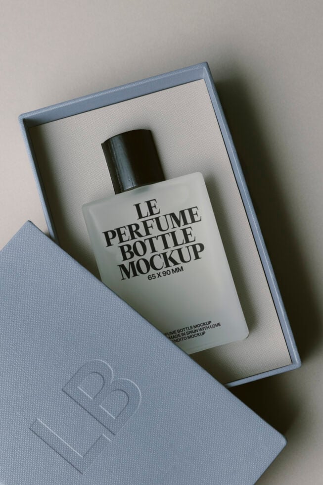 Le Perfume Bottle LB25W25 Mockup