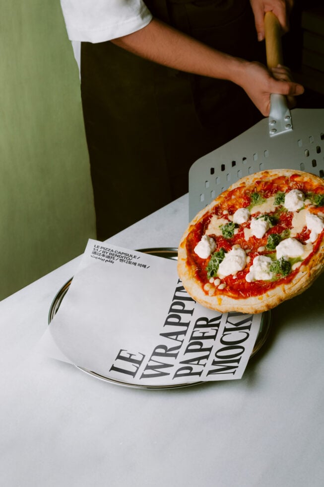 Le Pizza Wrapping Paper LB26W28 Mockup