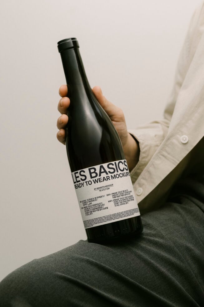 Le Wine Bottle LB25W15 Mockup