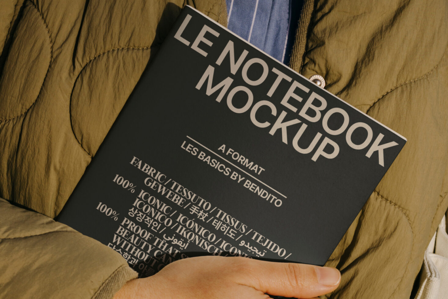 Le Notebook LB25W13 Mockup preview 2