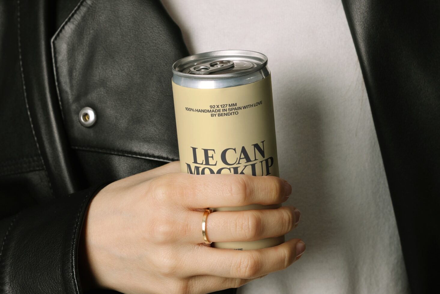 Le Can LB26W19 Mockup preview 2