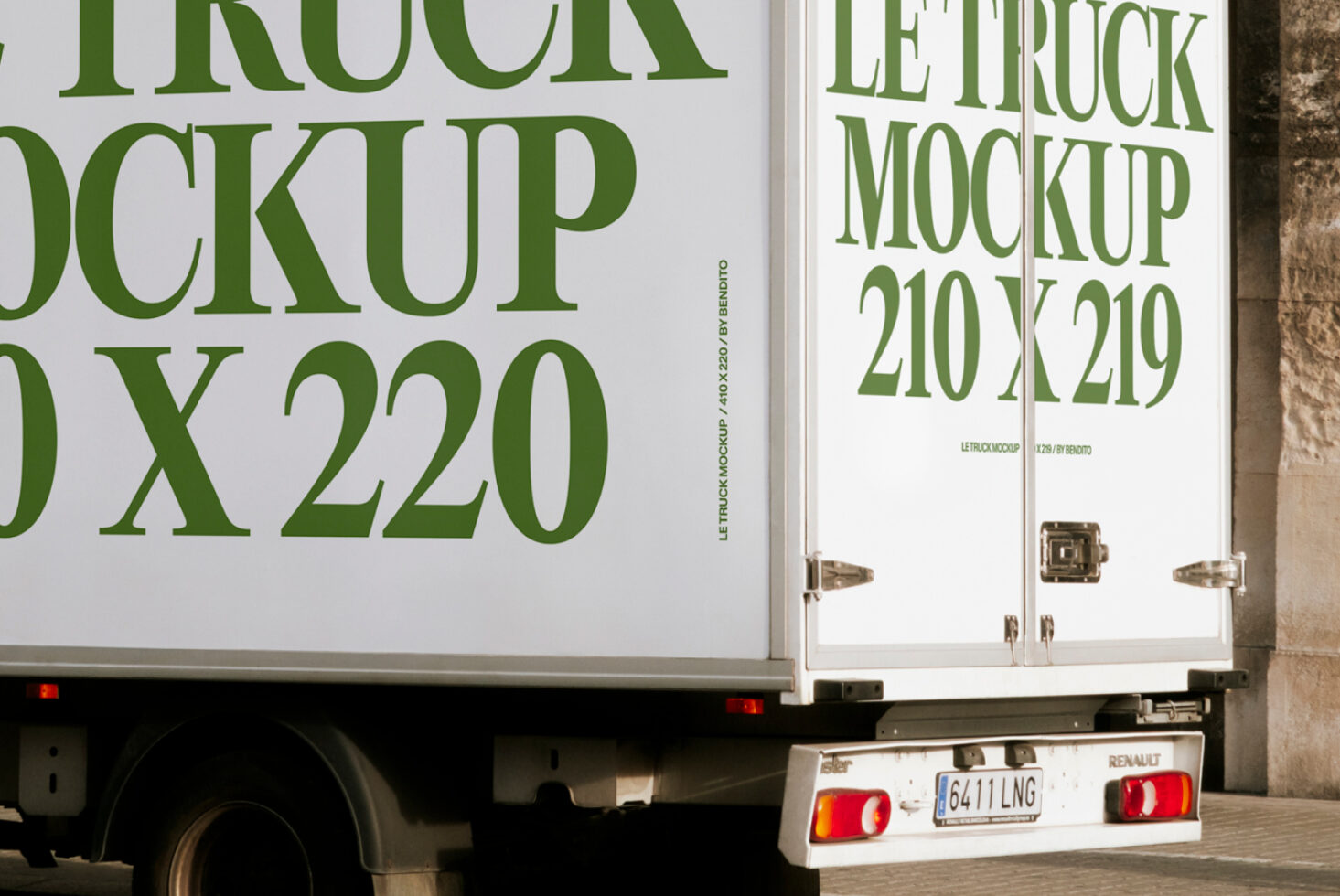 Le Truck LB26W07 Mockup preview 2