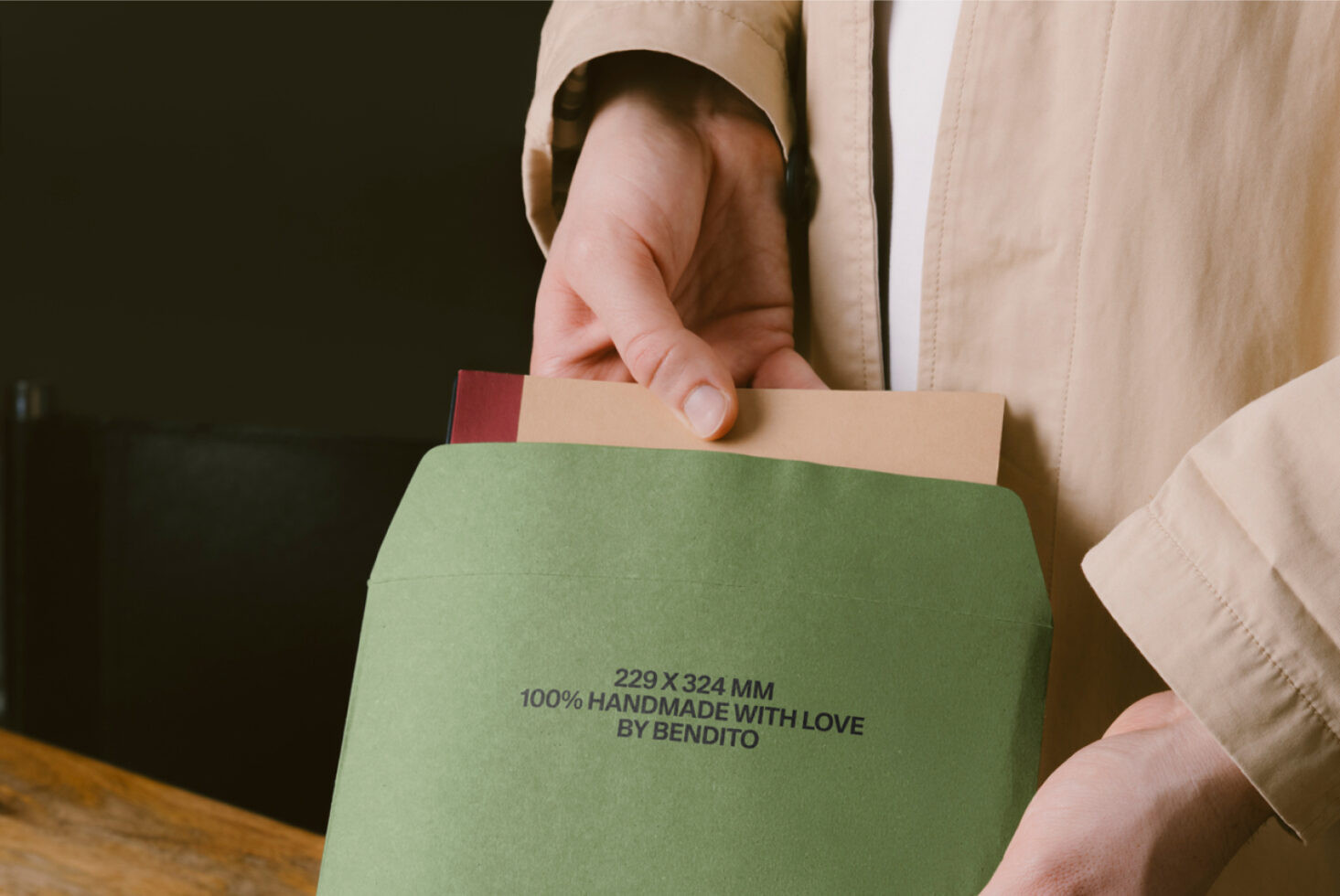 Le Envelope LB26W08 Mockup preview 2