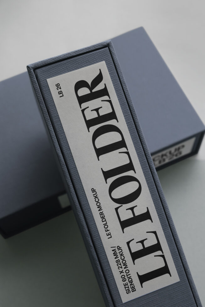 Le Folder LB25W26 Mockup