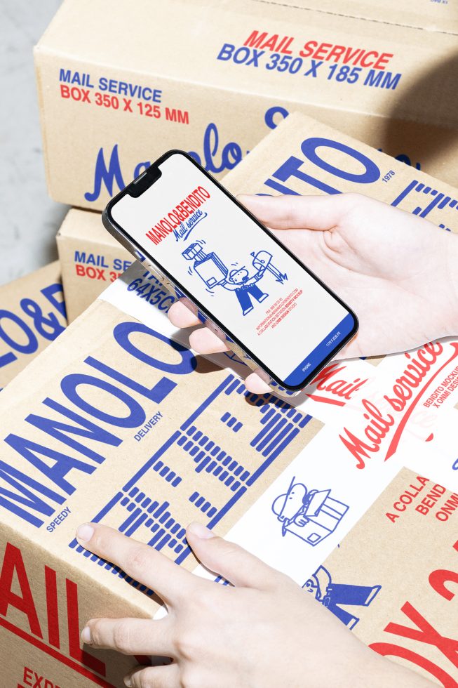 iPhone M&B Mockup preview 4