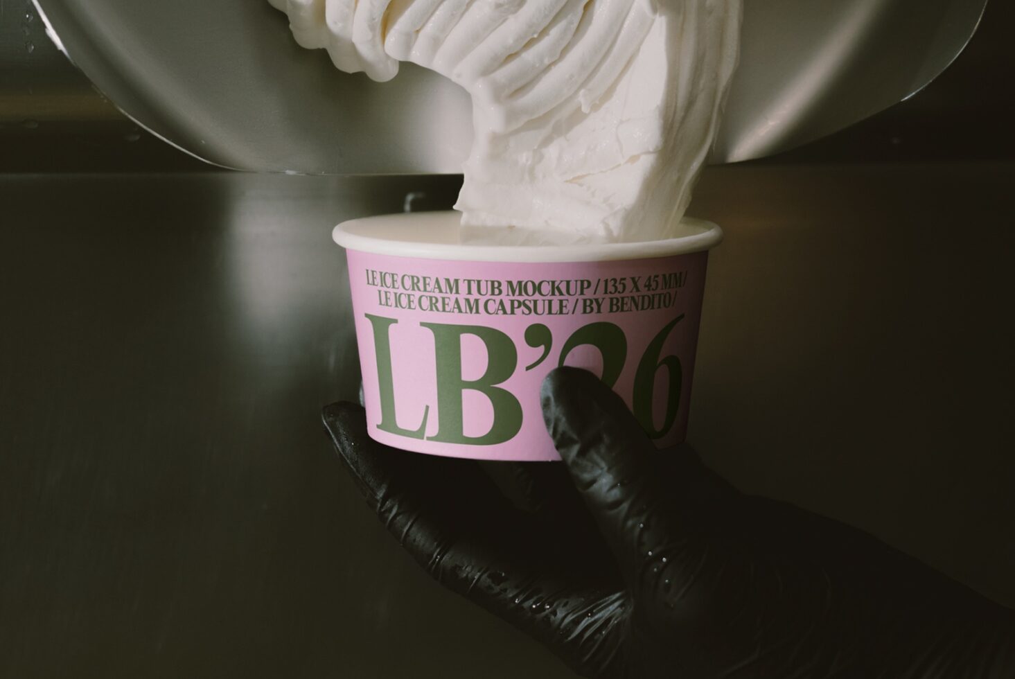 Le Ice Cream Tub LB26W2401 Mockup preview 2