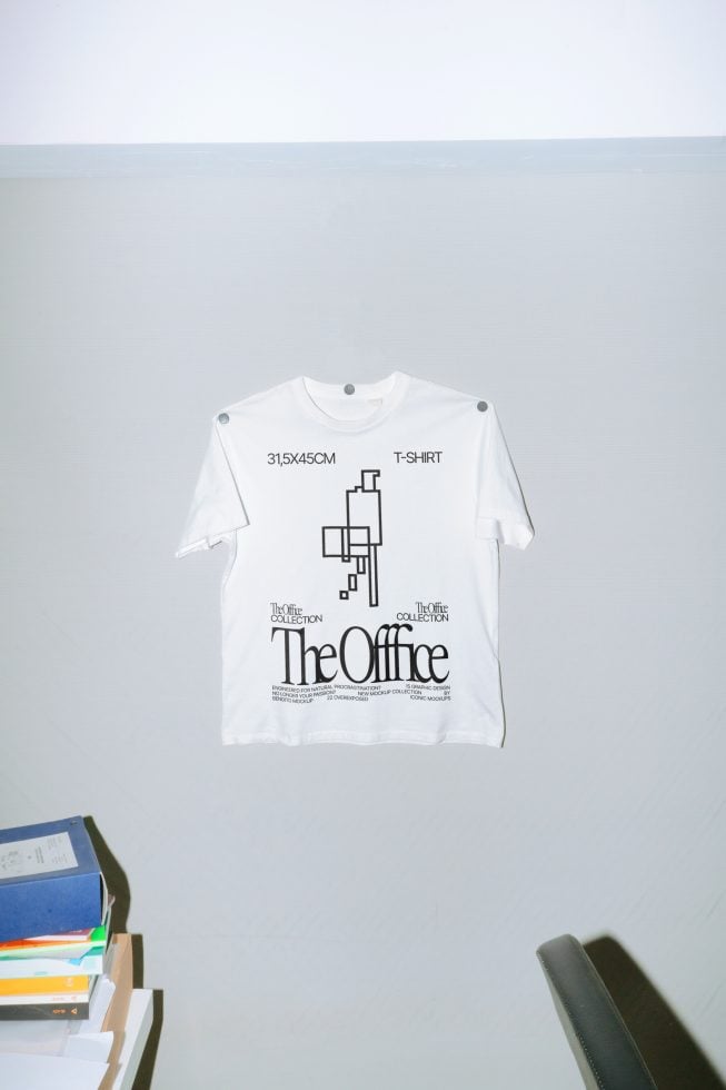 T-Shirt TO04 Mockup