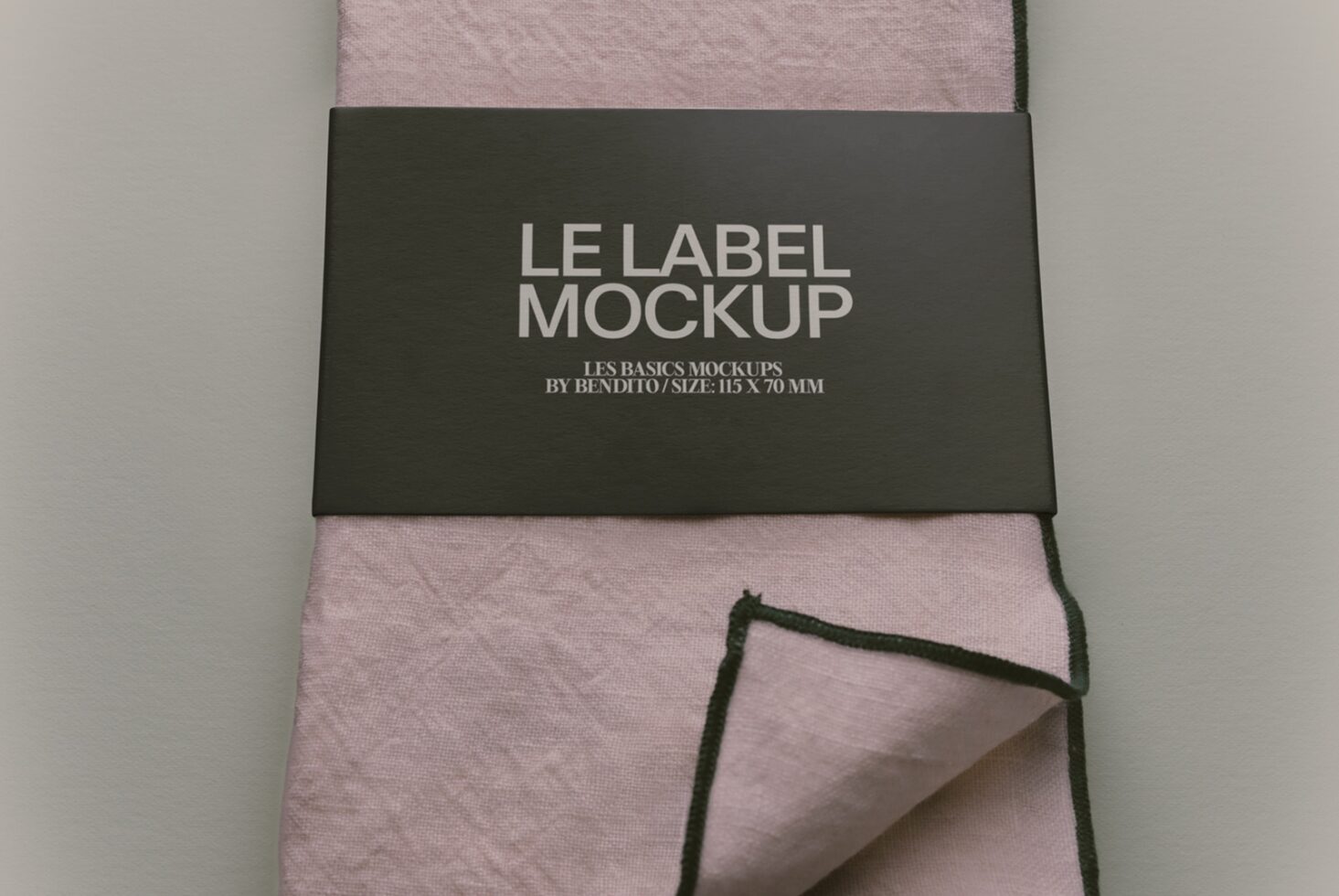 Le Napkin LB26W40 Mockup preview 2