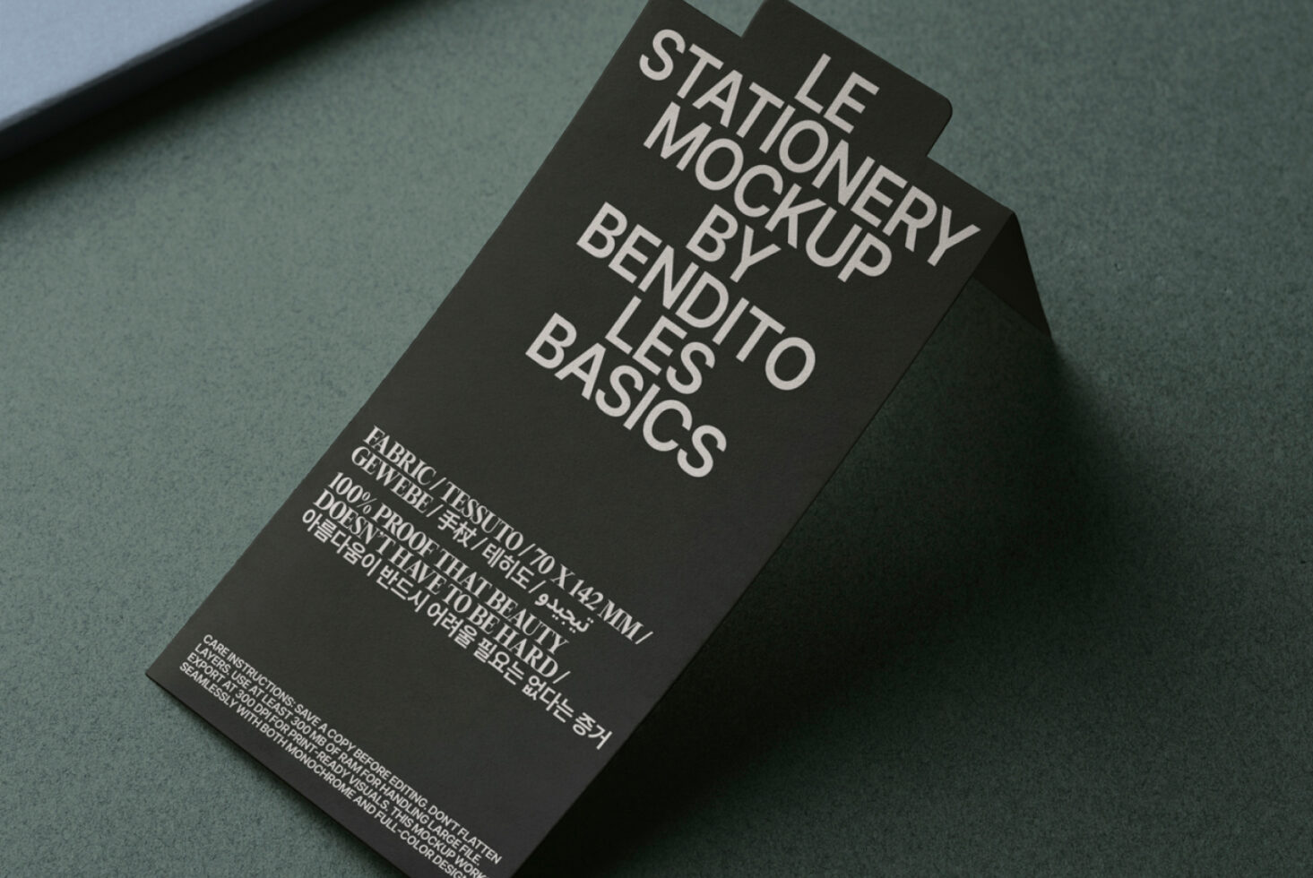 Le Stationery LB25W3701 Mockup preview 2