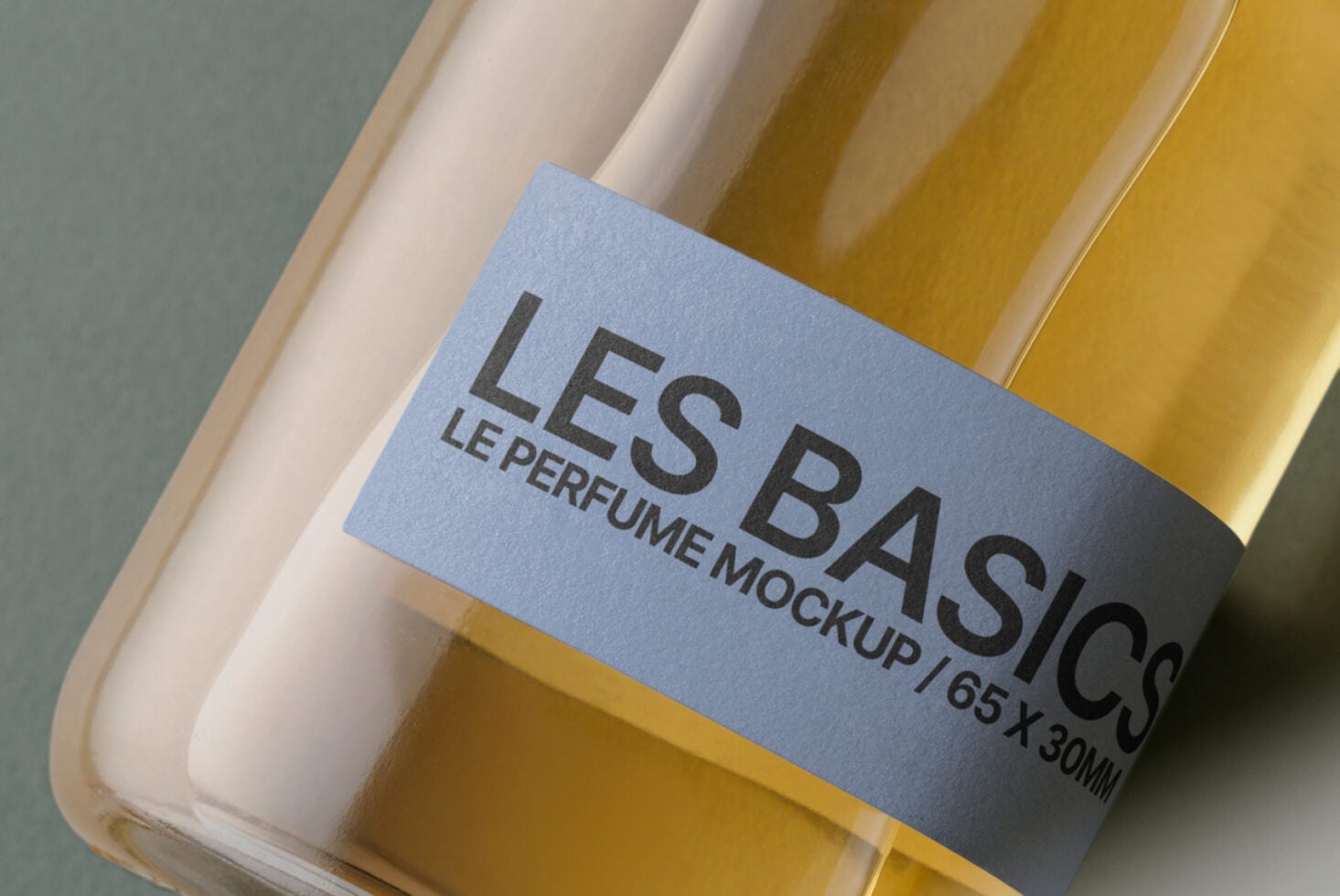 Le Perfume Bottle LB25W30 Mockup preview 2