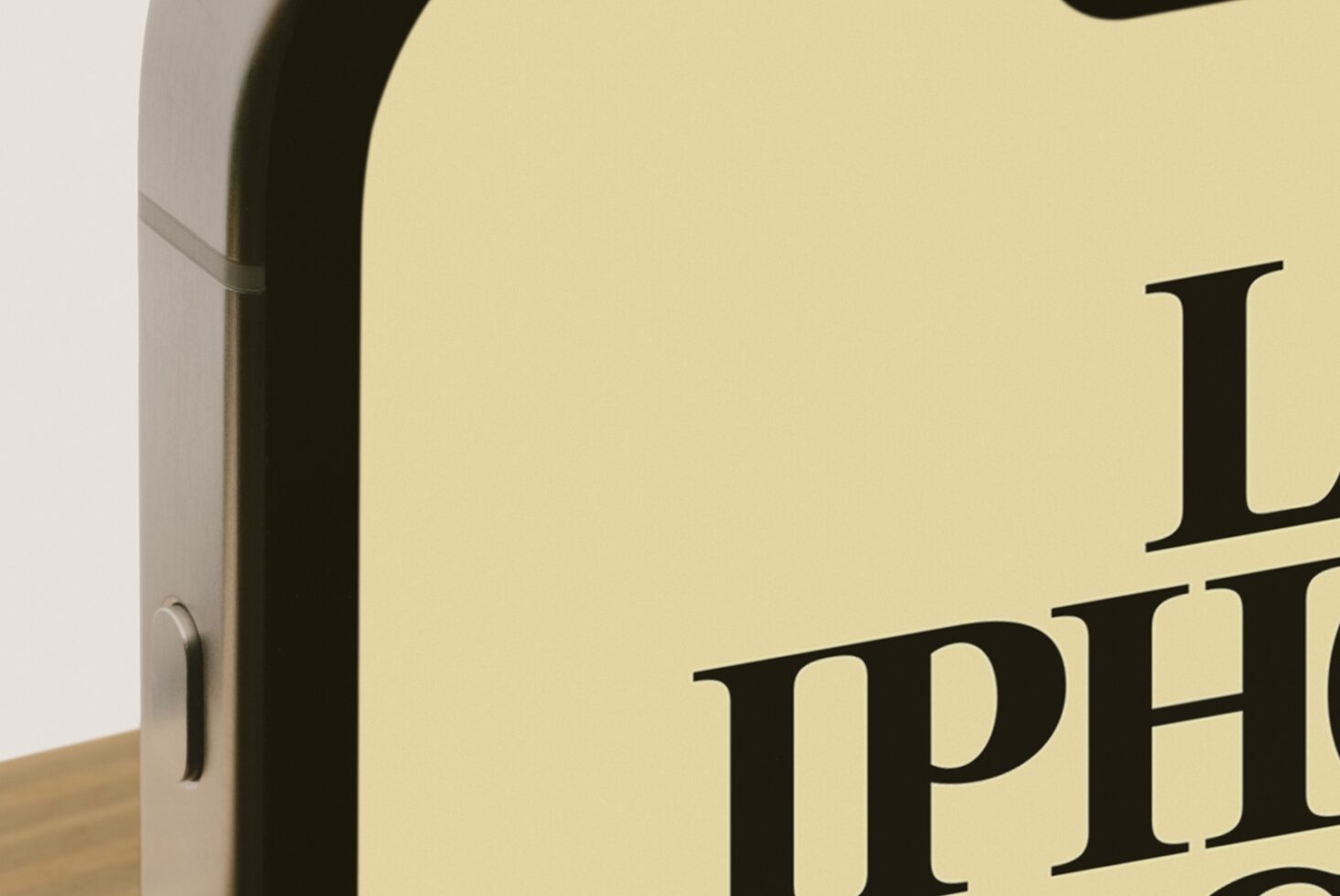 Le iPhone LB26W3801 Mockup preview 2