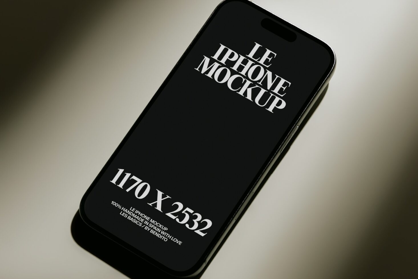 Le iPhone LB26W25 Mockup preview 2