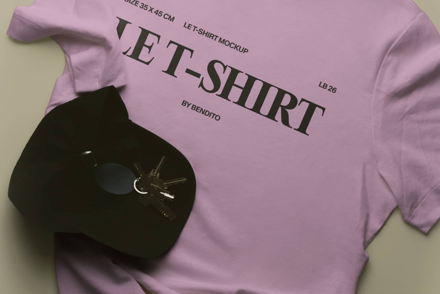 Le T-Shirt LB26W40 Mockup preview 2