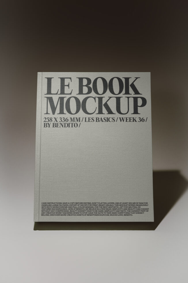 Le Book LB26W36 Mockup preview 4