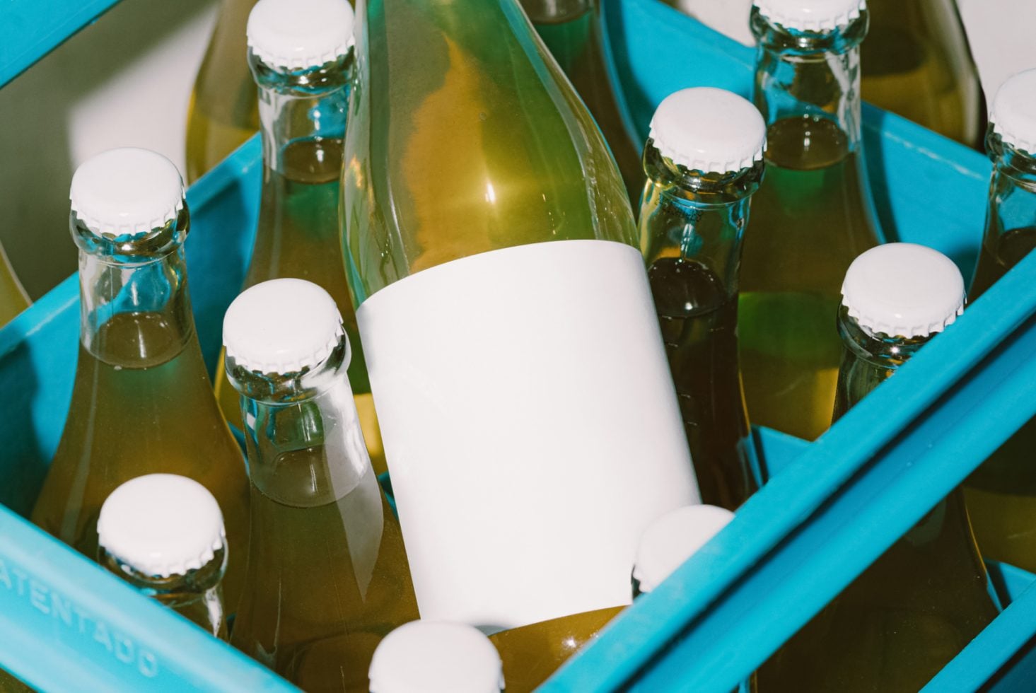Wine Bottle WWW07 Mockup preview 2