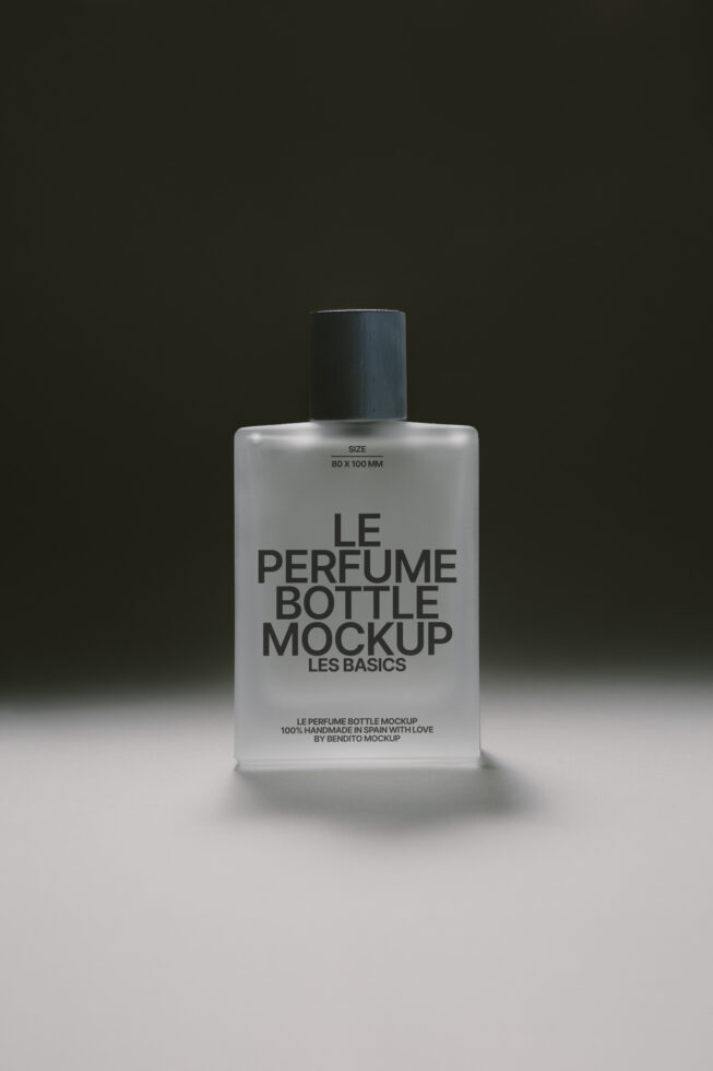 Le Perfume Bottle LB25W23 Mockup
