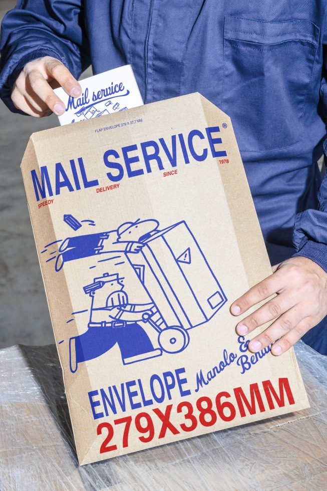 Envelope M&B Mockup preview 4