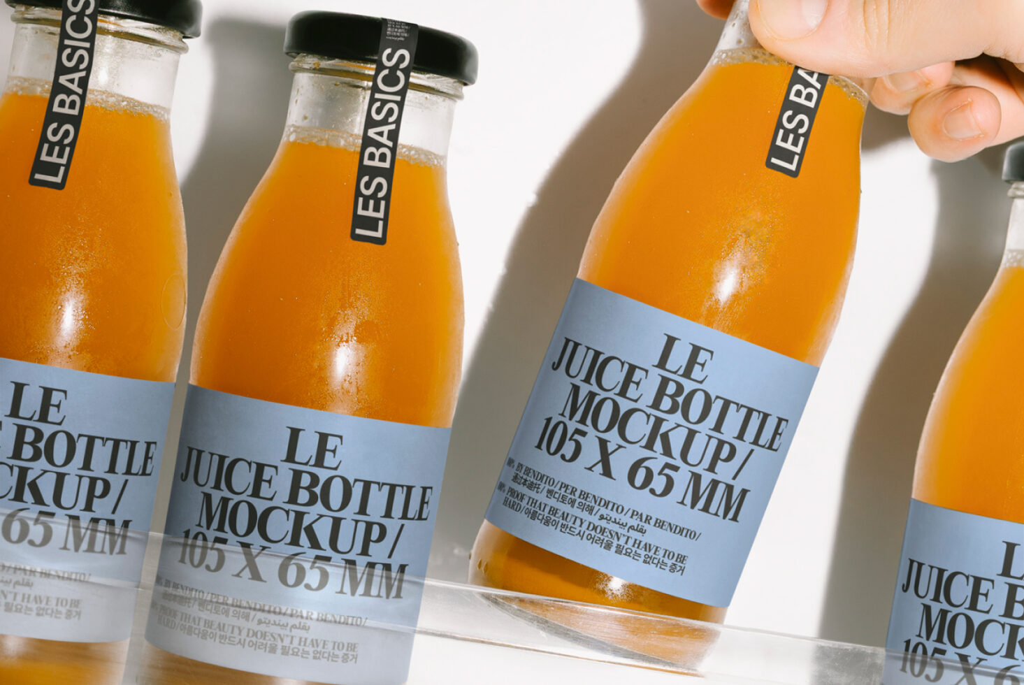 Le Juice Bottle LB25W13 Mockup preview 2