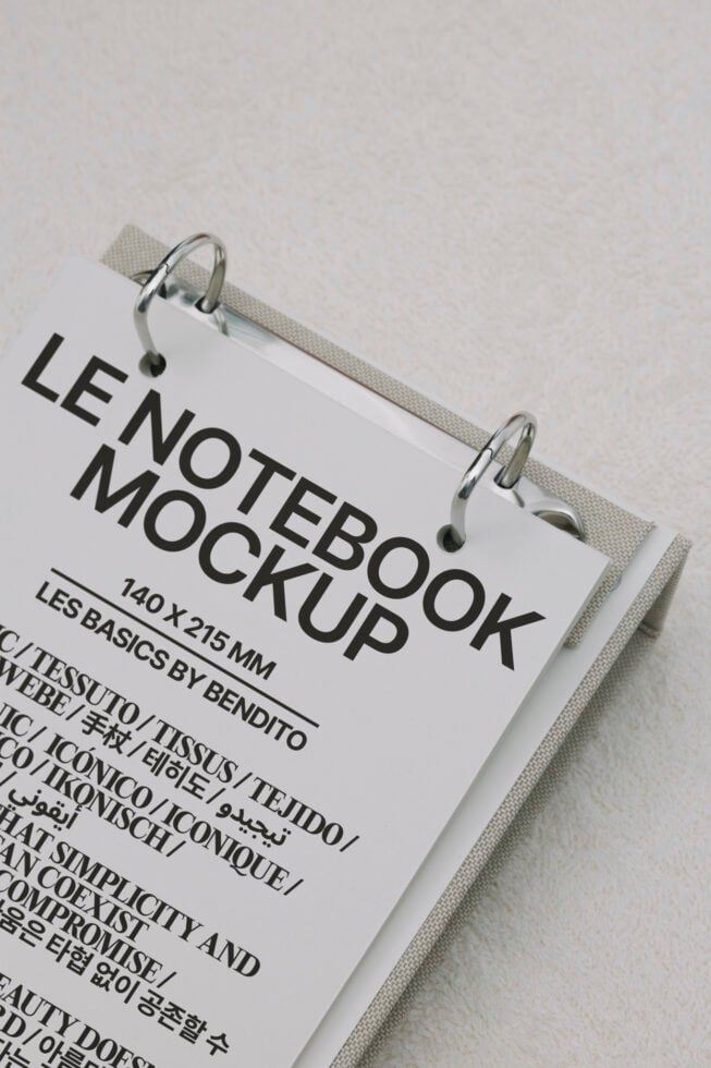 Le Notebook LB25W24 Mockup