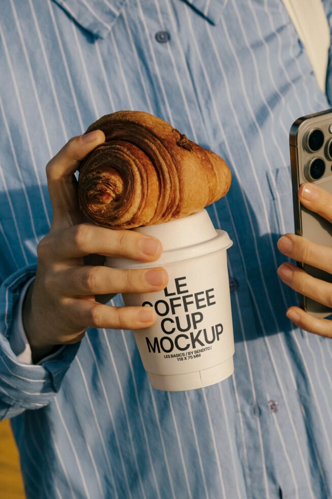 Le Coffee Cup LB25W16 Mockup