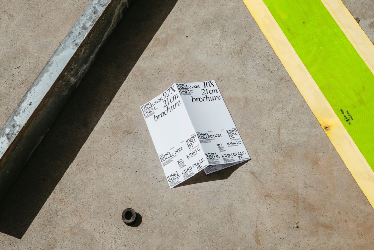 Brochure K02 Mockup preview 2