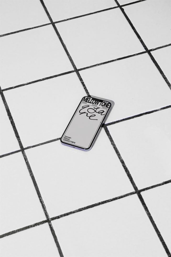 iPhone MT03 Mockup