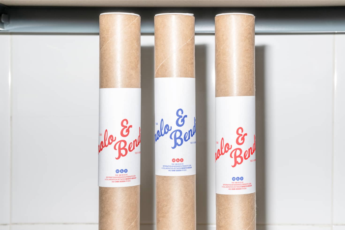 Tube M&B01 Mockup preview 3