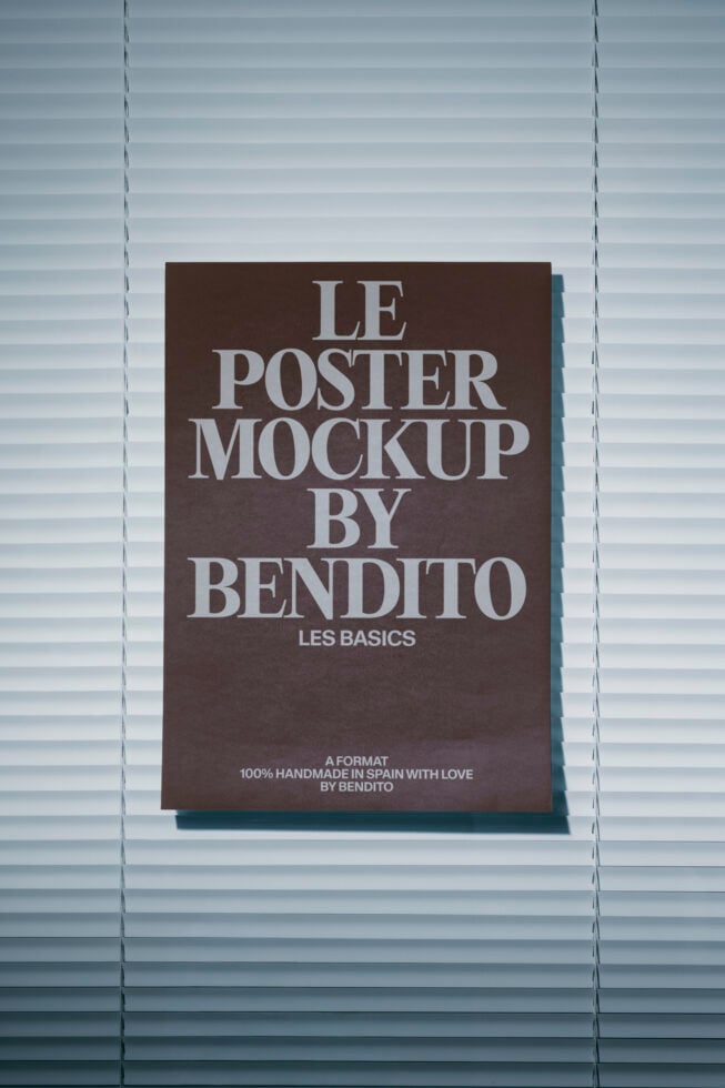 Le Poster LB26W36 Mockup preview 4