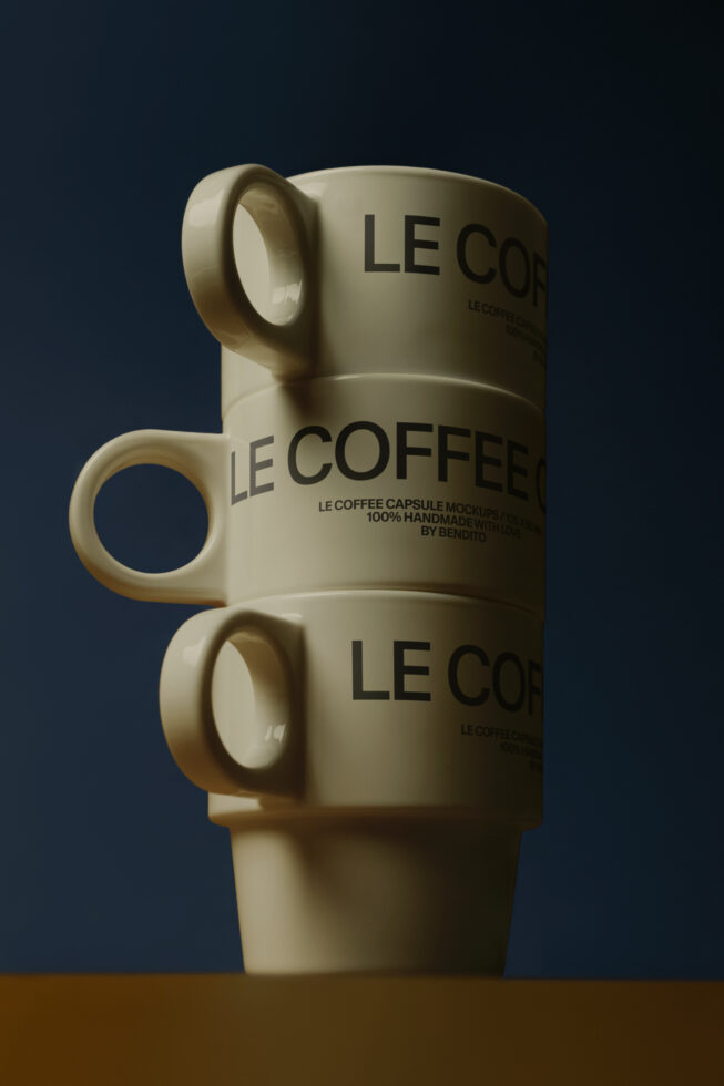 Le Coffee Cup LB26W1702 Mockup preview 4