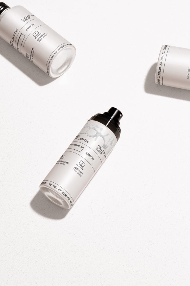 Spray Bottle SS04 Mockup
