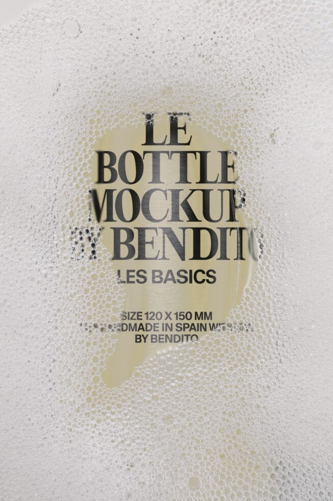 Le Bottle LB26W30 Mockup preview 4