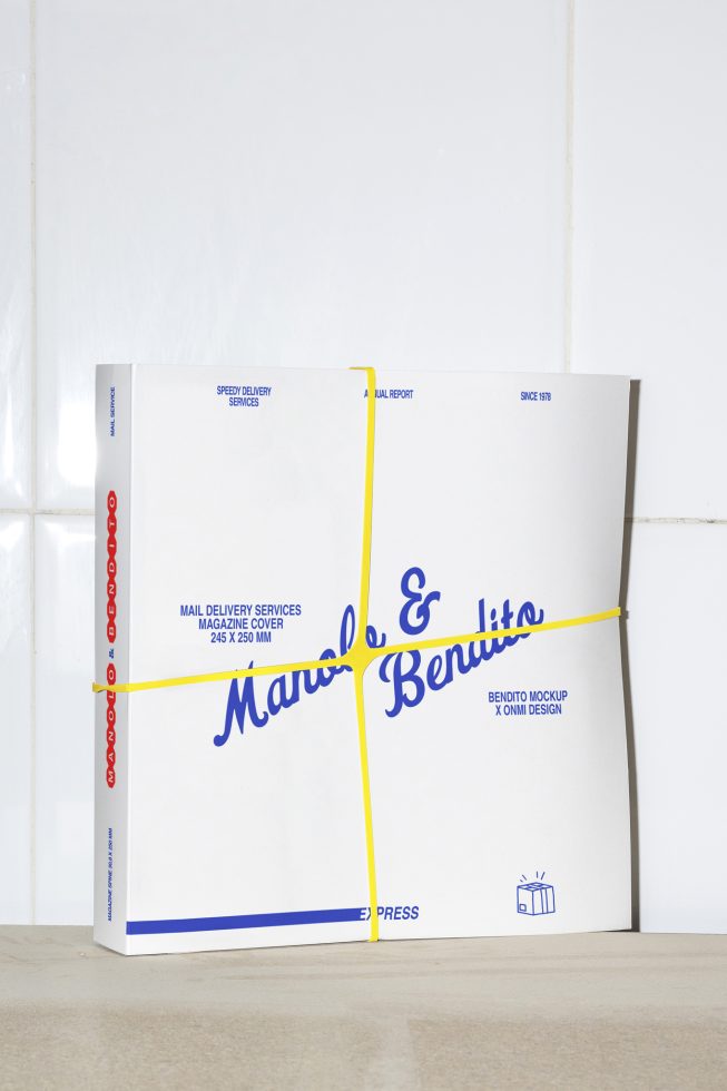 Magazine M&B01 Mockup preview 4