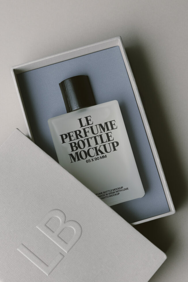 Le Perfume Bottle LB25W25 Mockup preview 4