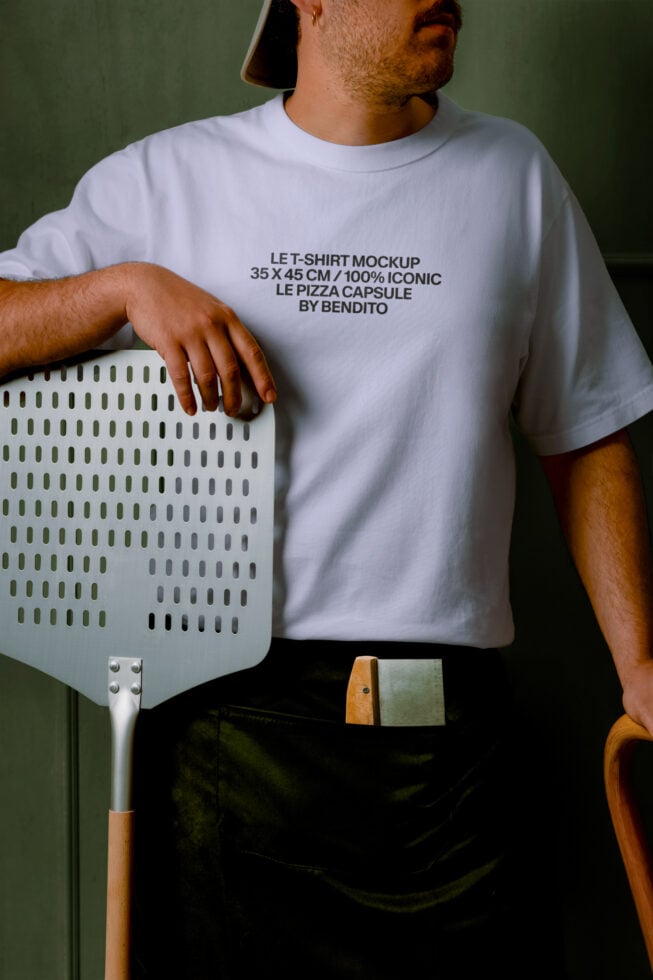 Le T-Shirt LB26W28 Mockup preview 4