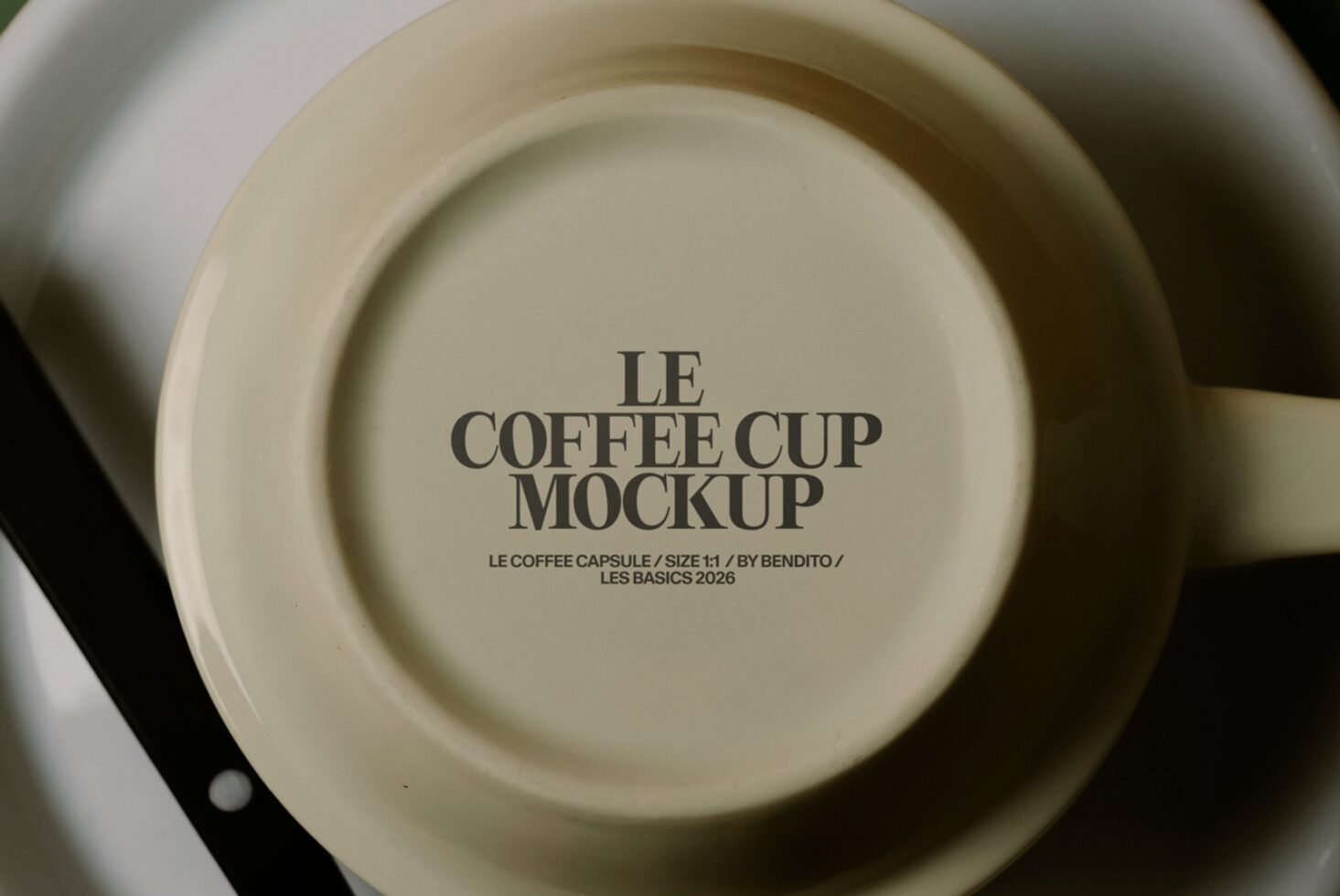 Le Coffee Cup LB26W1701 Mockup preview 2
