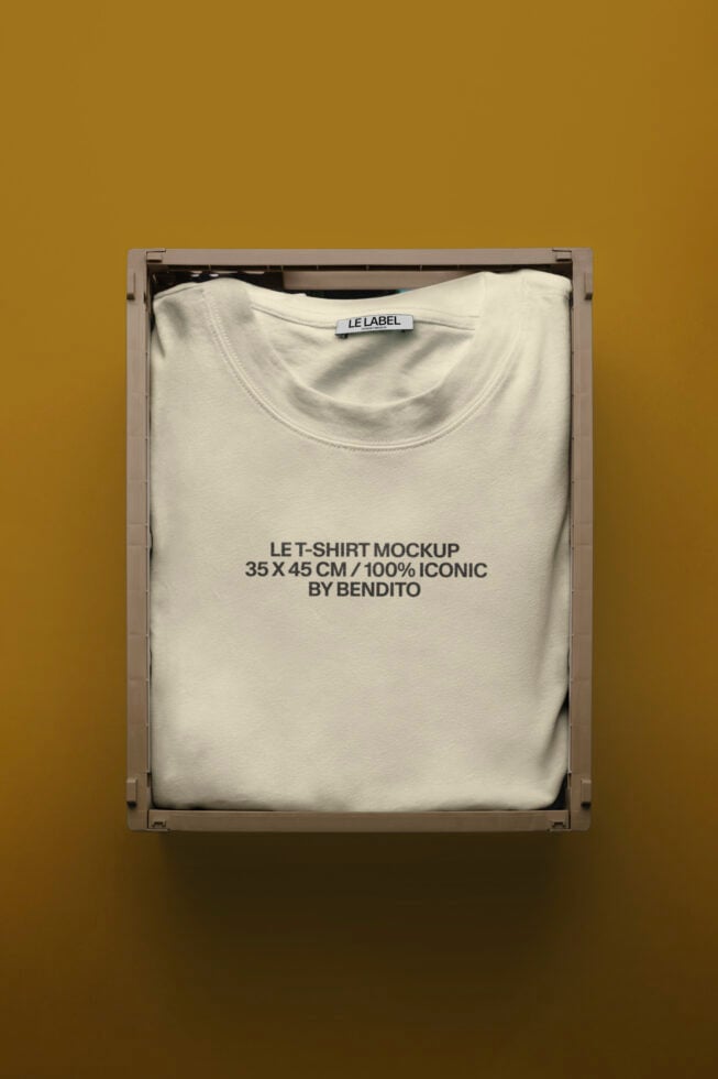 Le T-Shirt LB26W36 Mockup preview 4
