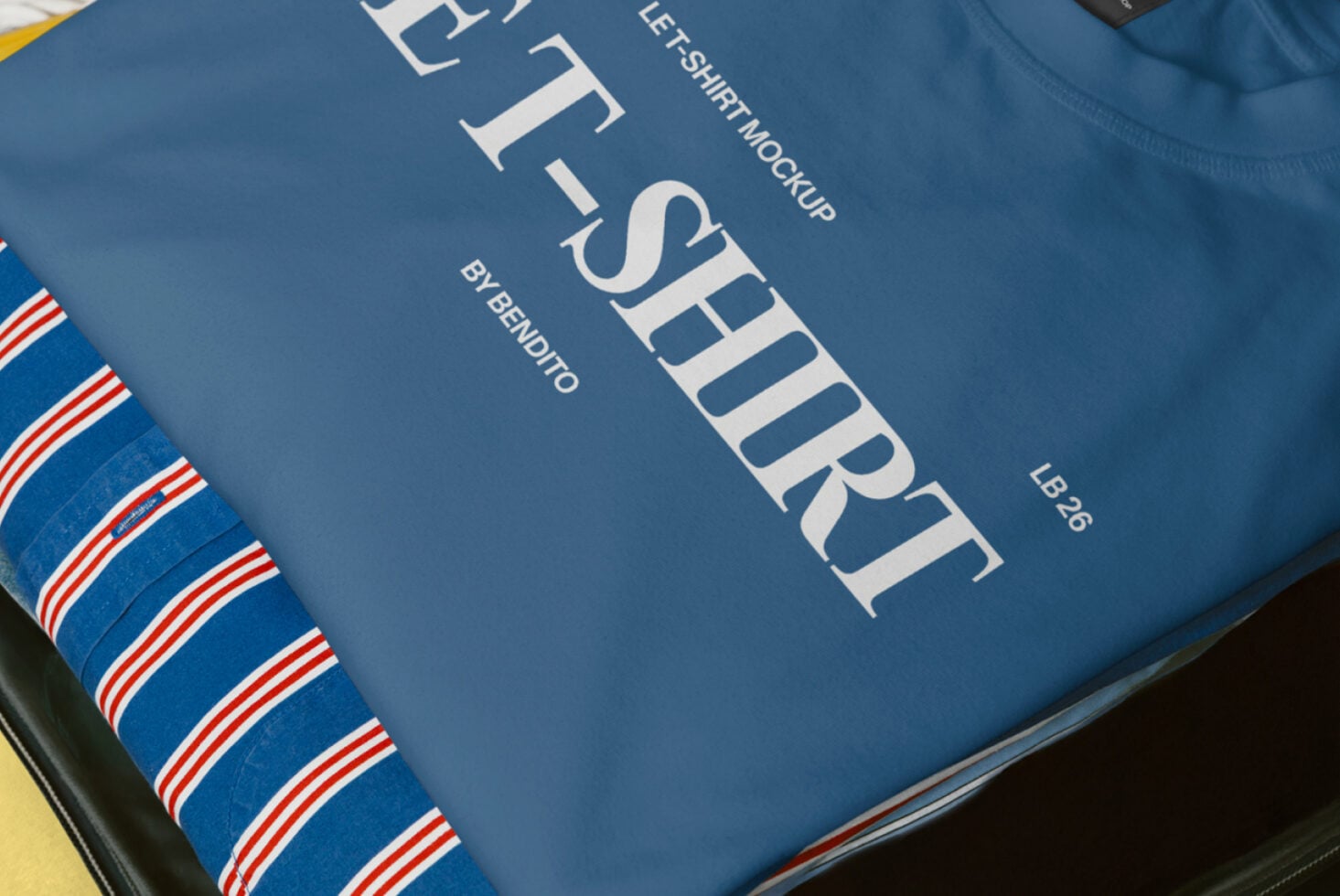 Le T-Shirt LB26W12 Mockup preview 2