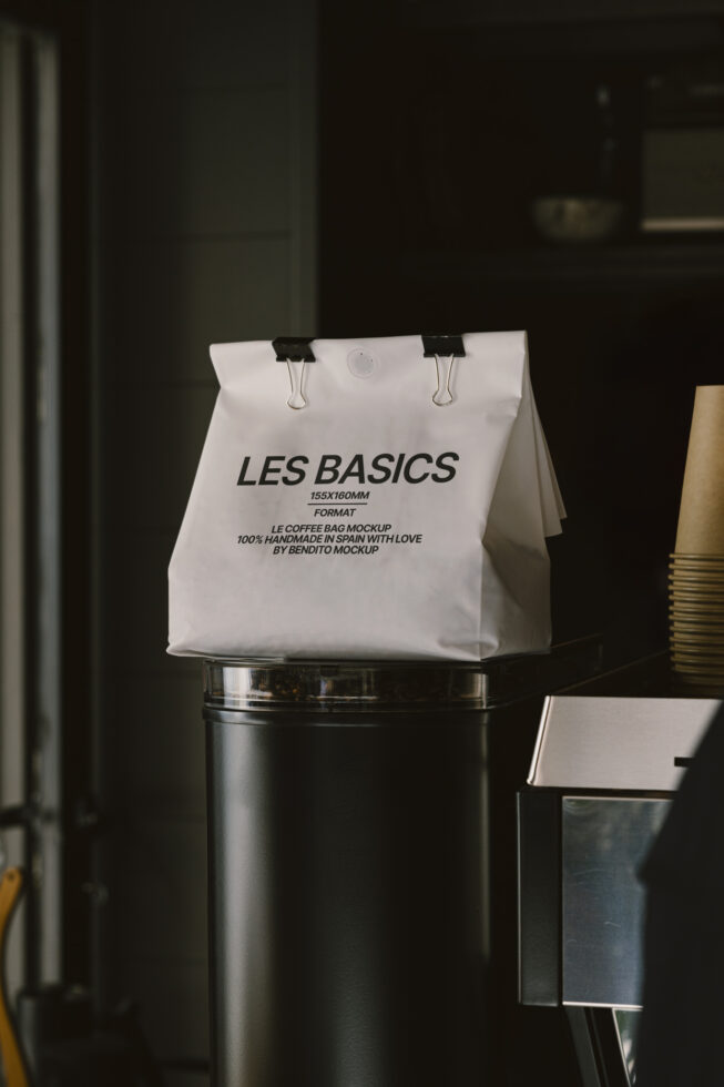 Le Coffee Bag LB25W19 Mockup