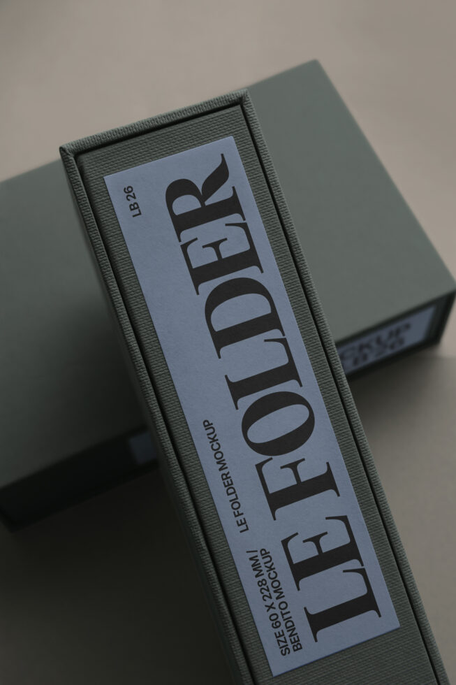 Le Folder LB25W26 Mockup preview 4