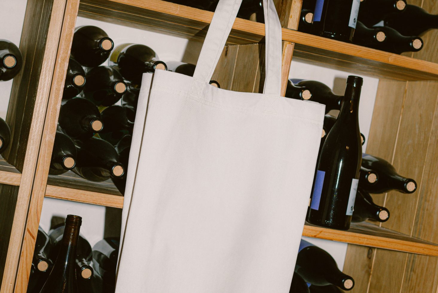 Tote Bag WWW02 Mockup preview 2