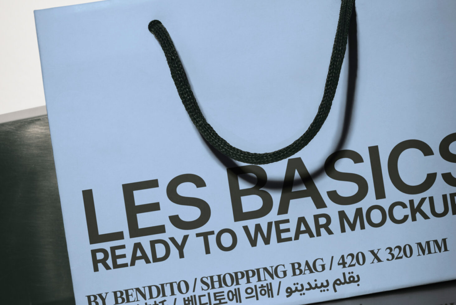 Le Shopping Bag LB25W24 Mockup preview 2