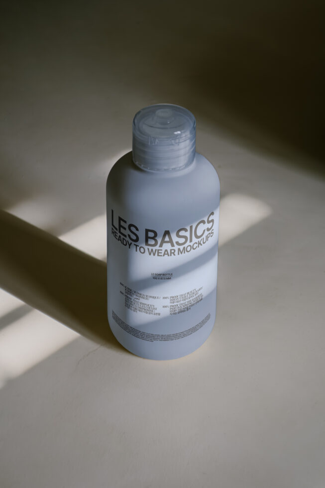 Le Soap Bottle LB25W2001 Mockup preview 4
