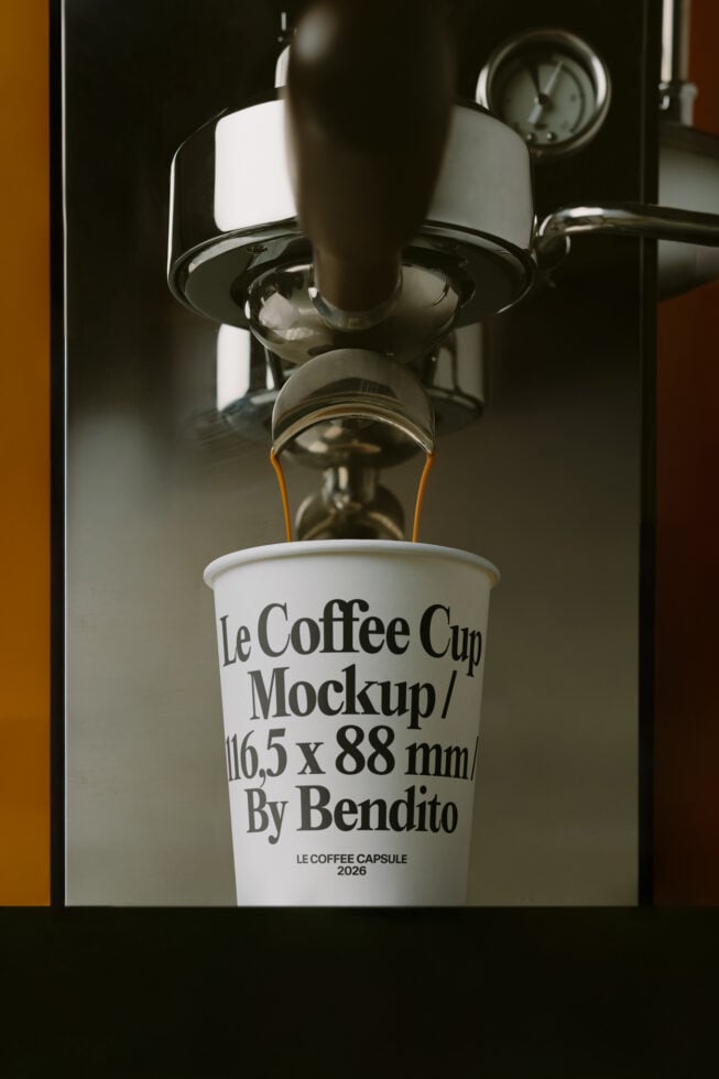 Le Coffee Cup LB26W1703 Mockup