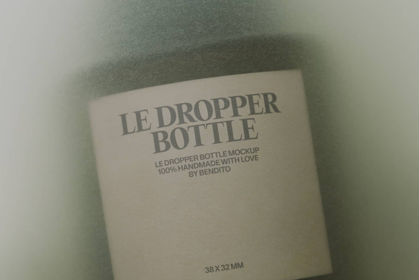 Le Dropper Bottle LB26W39 Mockup preview 2