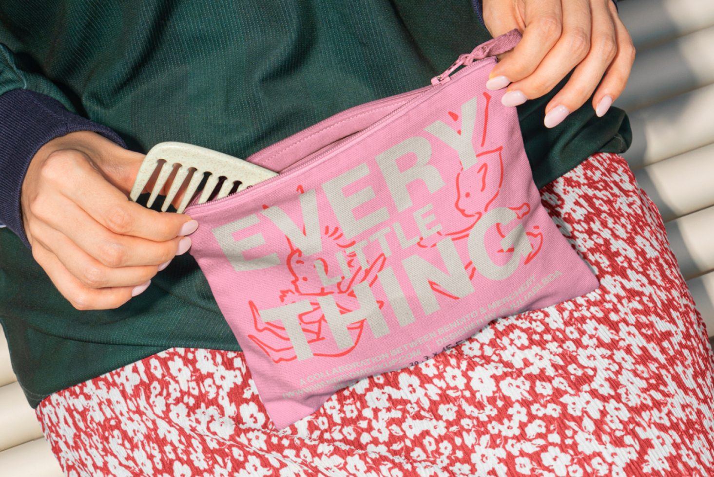 Wash Bag ELT Mockup preview 2