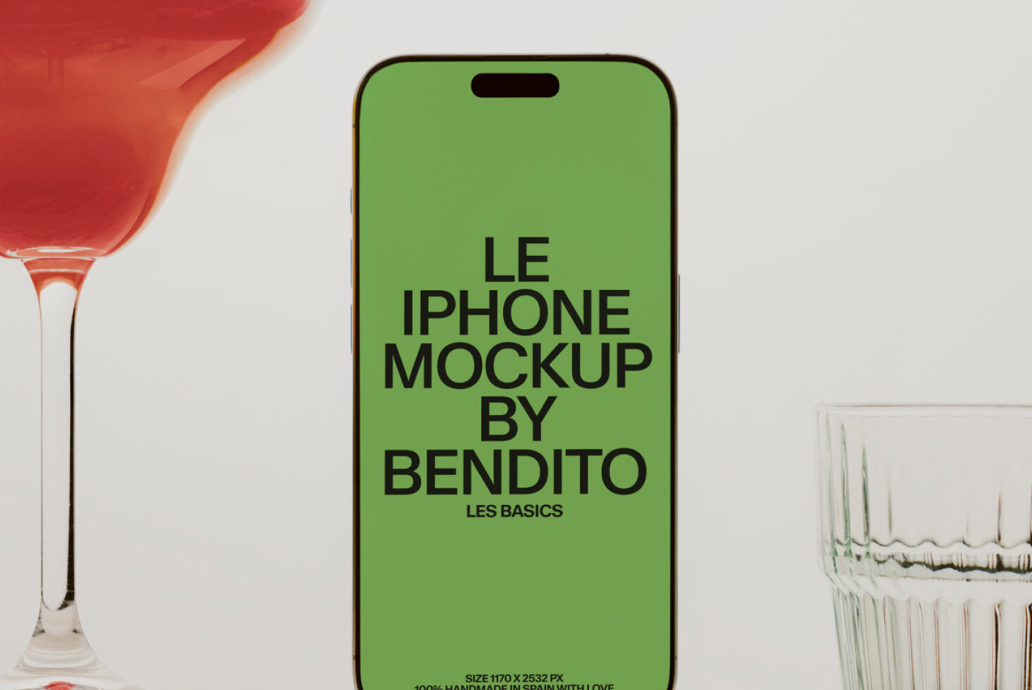 Le iPhone LB26W0401 Mockup preview 2