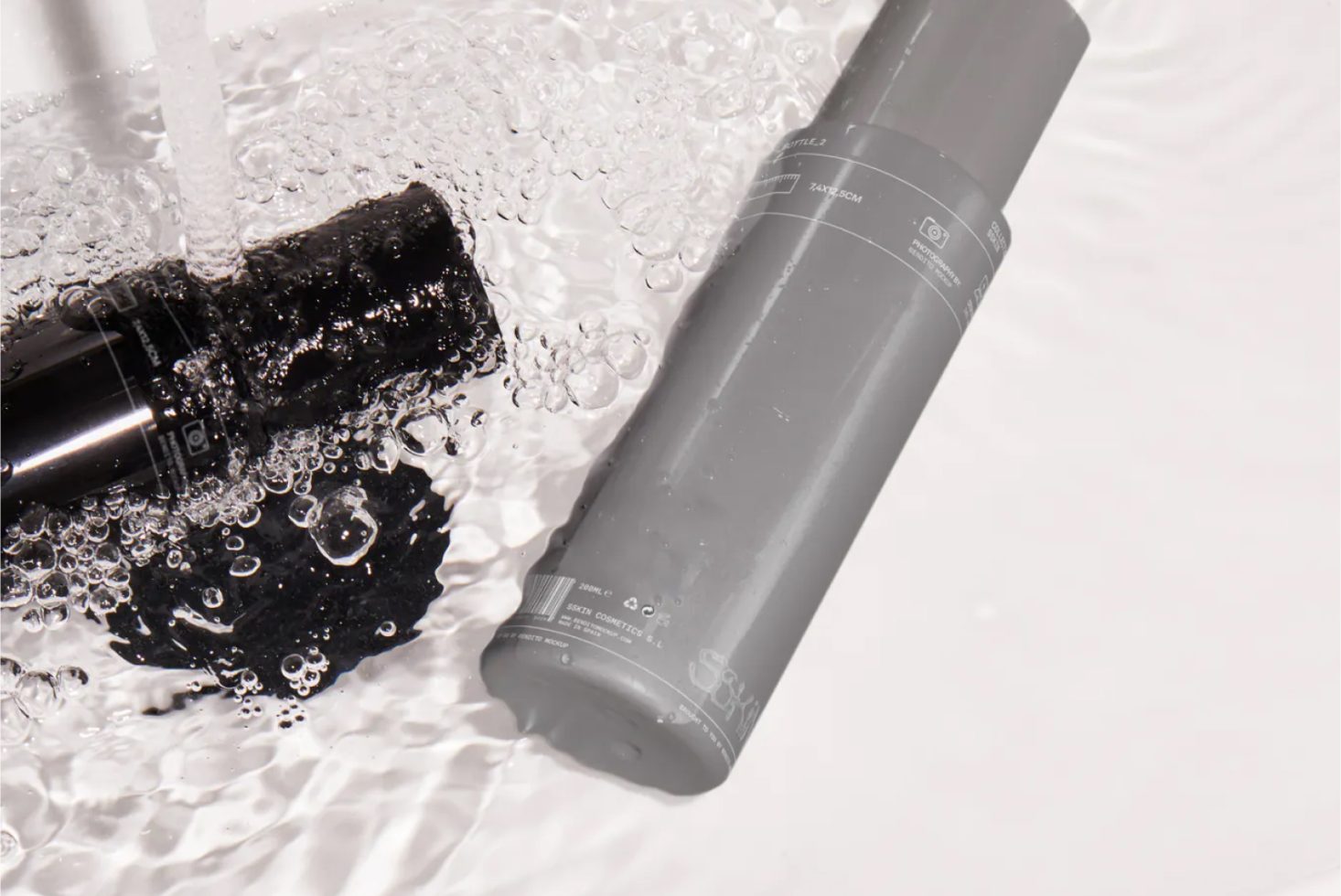 Spray Bottle SS01 Mockup preview 2