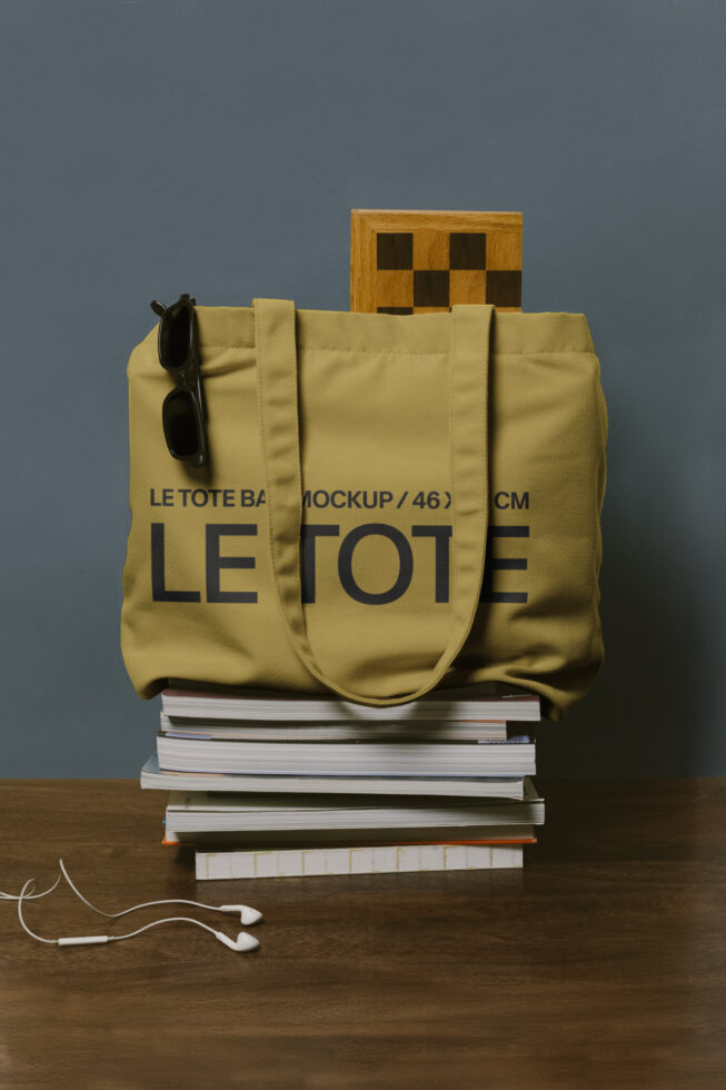 Le Tote Bag LB26W03 Mockup preview 4