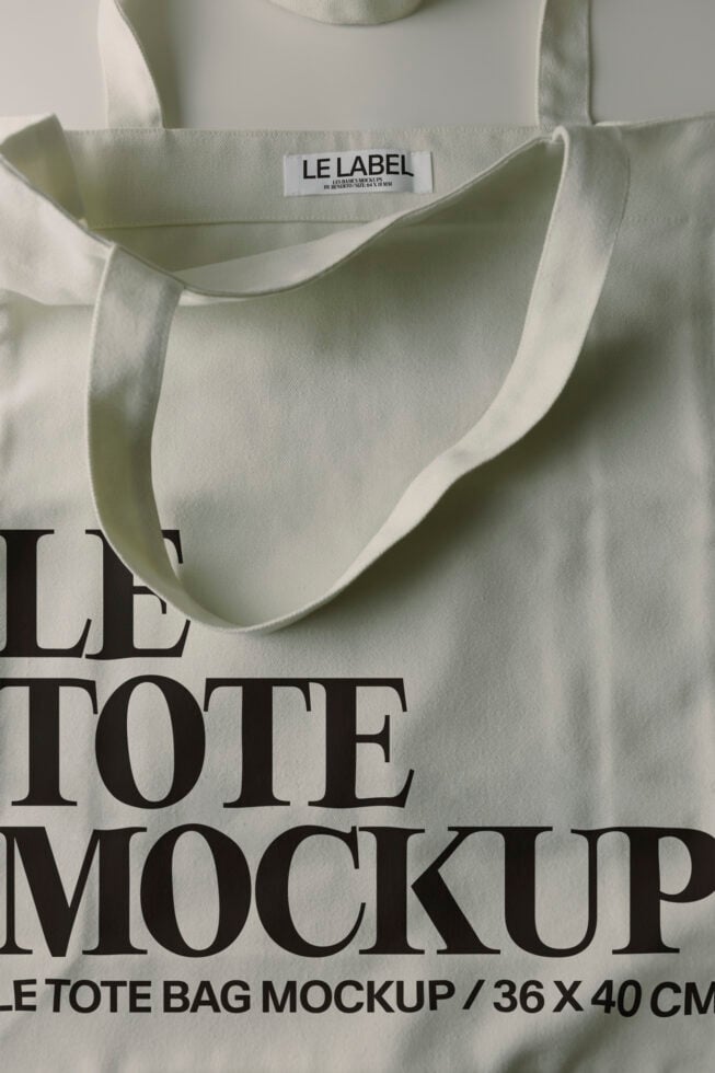Le Tote Bag LB26W34 Mockup