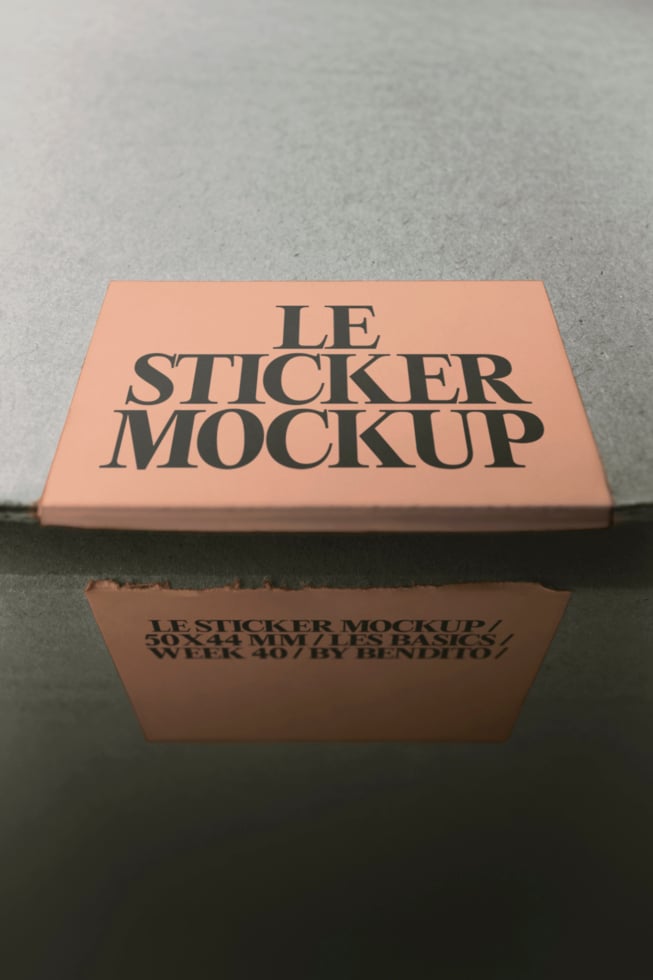 Le Sticker LB26W40 Mockup preview 4